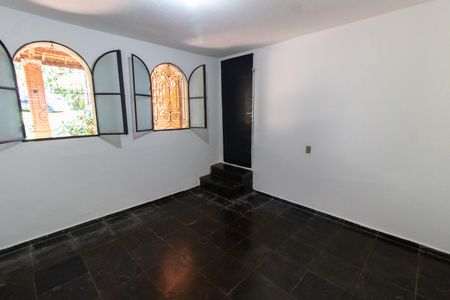 Casa à venda com 100m², 2 quartos e 2 vagas Casa à venda com 100m², 2 quartos e 2 vagasQuarto 1