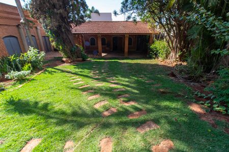 Casa à venda com 100m², 2 quartos e 2 vagas Casa à venda com 100m², 2 quartos e 2 vagasÁrea Externa