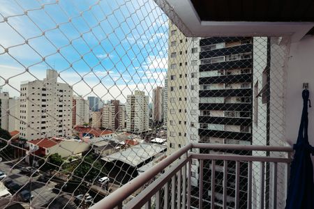 Apartamento à venda com 60m², 2 quartos e 1 vaga Apartamento à venda com 60m², 2 quartos e 1 vagaVaranda