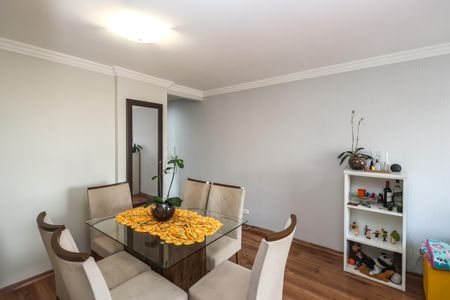 Apartamento à venda com 60m², 2 quartos e 1 vaga Apartamento à venda com 60m², 2 quartos e 1 vagaSala