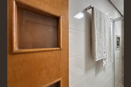 Apartamento à venda com 65m², 2 quartos e 1 vaga Apartamento à venda com 65m², 2 quartos e 1 vagaBanheiro da Suíte