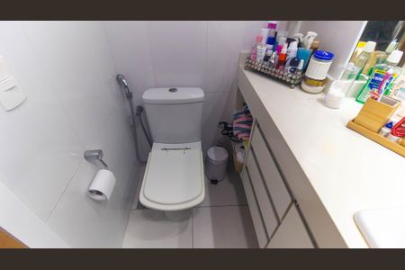 Apartamento à venda com 190m², 3 quartos e 2 vagasBanheiro do Quarto 3