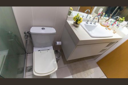 Apartamento à venda com 190m², 3 quartos e 2 vagasBanheiro do Quarto 2