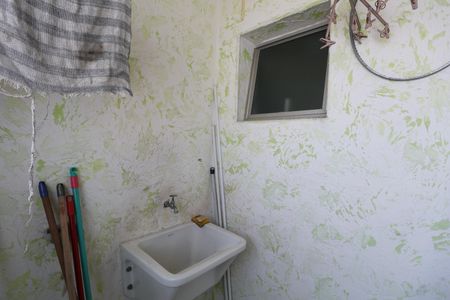 Apartamento para alugar com 100m², 2 quartos e 1 vaga Apartamento para alugar com 100m², 2 quartos e 1 vagaÁrea de Serviço