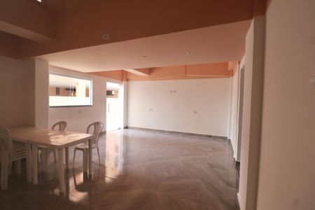 Apartamento para alugar com 100m², 2 quartos e 1 vaga Apartamento para alugar com 100m², 2 quartos e 1 vagaÁrea comum - Salão de festas
