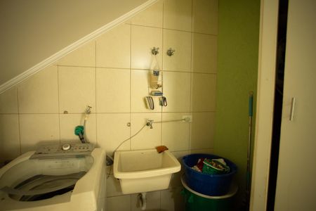 Casa à venda com 201m², 3 quartos e 6 vagas Casa à venda com 201m², 3 quartos e 6 vagasÁrea de Serviço