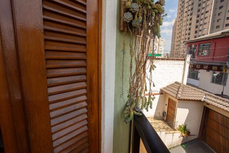 Casa à venda com 201m², 3 quartos e 6 vagas Casa à venda com 201m², 3 quartos e 6 vagasVaranda do Quarto