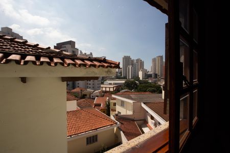Casa à venda com 201m², 3 quartos e 6 vagas Casa à venda com 201m², 3 quartos e 6 vagasQuarto 3