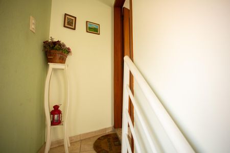 Casa à venda com 201m², 3 quartos e 6 vagas Casa à venda com 201m², 3 quartos e 6 vagasCorredor