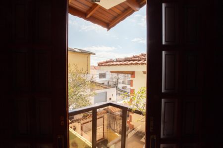 Casa à venda com 201m², 3 quartos e 6 vagas Casa à venda com 201m², 3 quartos e 6 vagasVaranda do Quarto