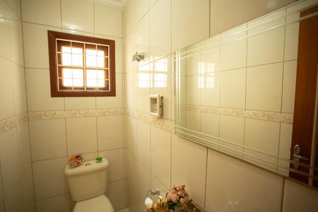 Casa à venda com 201m², 3 quartos e 6 vagas Casa à venda com 201m², 3 quartos e 6 vagasBanheiro