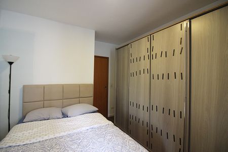 Apartamento à venda com 70m², 2 quartos e 2 vagasSuíte 2