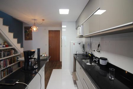 Apartamento à venda com 70m², 2 quartos e 2 vagasCozinha