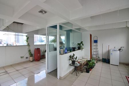 Apartamento à venda com 70m², 2 quartos e 2 vagasCobertura