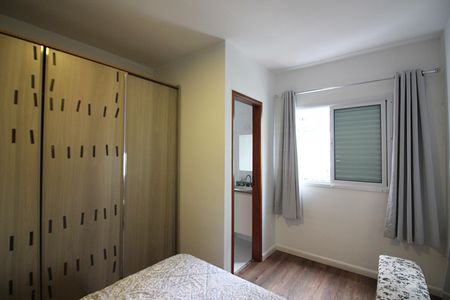 Apartamento à venda com 70m², 2 quartos e 2 vagasSuíte 2