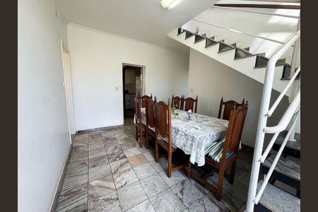 Casa à venda com 360m², 5 quartos e 4 vagasSala de Jantar