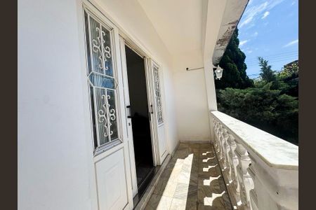 Casa à venda com 360m², 5 quartos e 4 vagasVaranda da Sala