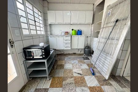 Casa à venda com 360m², 5 quartos e 4 vagasCozinha 2