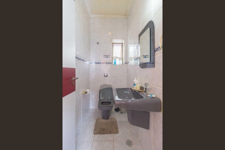 Casa à venda com 180m², 4 quartos e 3 vagasLavabo