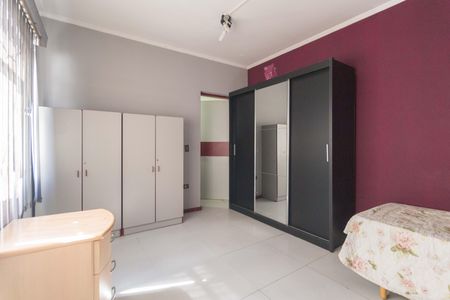Casa à venda com 180m², 4 quartos e 3 vagasQuarto 4
