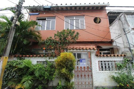 Casa de condomínio à venda com 100m², 4 quartos e sem vagaFachada e placa