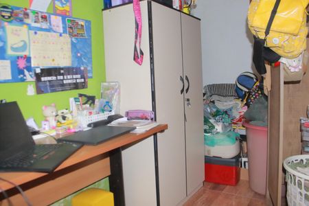 Casa à venda com 143m², 2 quartos e 1 vagaEscritório