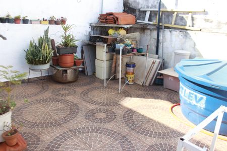 Casa à venda com 143m², 2 quartos e 1 vagaQuintal