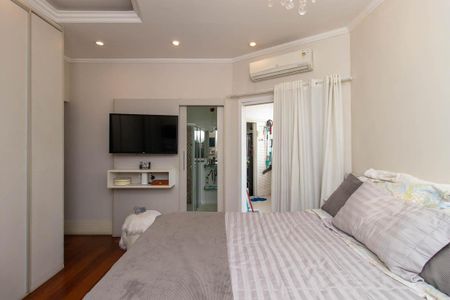 Apartamento à venda com 175m², 2 quartos e 7 vagasQuarto suíte 2