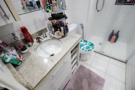Apartamento à venda com 145m², 4 quartos e 2 vagas Apartamento à venda com 145m², 4 quartos e 2 vagasSuíte