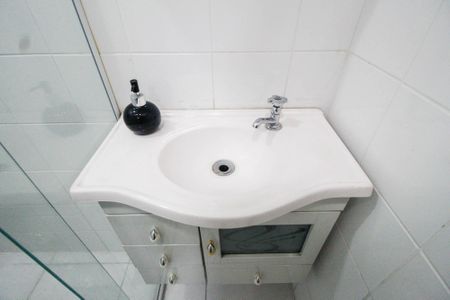 Apartamento à venda com 145m², 4 quartos e 2 vagas Apartamento à venda com 145m², 4 quartos e 2 vagasBanheiro