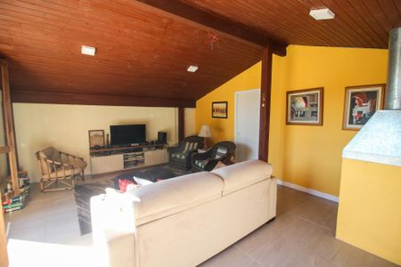 Casa à venda com 400m², 4 quartos e 5 vagas Casa à venda com 400m², 4 quartos e 5 vagasSuíte 3