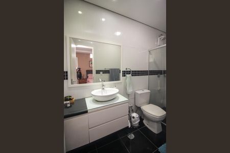 Casa à venda com 400m², 4 quartos e 5 vagas Casa à venda com 400m², 4 quartos e 5 vagasBanheiro da Suíte 2