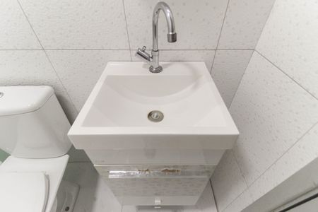 Apartamento para alugar com 58m², 2 quartos e 1 vaga Apartamento para alugar com 58m², 2 quartos e 1 vagaBanheiro