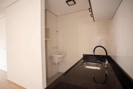 Studio para alugar com 24m², 1 quarto e sem vaga Studio para alugar com 24m², 1 quarto e sem vagaCozinha e área de serviço