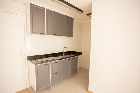 Studio para alugar com 24m², 1 quarto e sem vaga Studio para alugar com 24m², 1 quarto e sem vagaCozinha e Área de serviço