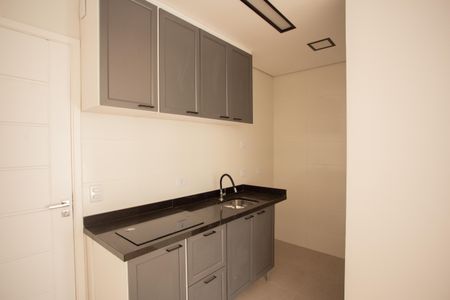 Studio para alugar com 24m², 1 quarto e sem vaga Studio para alugar com 24m², 1 quarto e sem vagaCozinha e Área de serviço