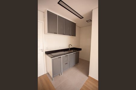 Studio para alugar com 24m², 1 quarto e sem vaga Studio para alugar com 24m², 1 quarto e sem vagaCozinha e Área de serviço