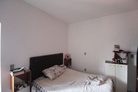 Casa à venda com 223m², 3 quartos e 4 vagasSuite