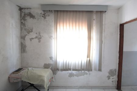 Casa à venda com 223m², 3 quartos e 4 vagasQuarto 2