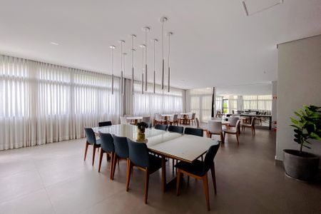 Apartamento à venda com 144m², 3 quartos e 2 vagasÁrea comum - Salão de festas