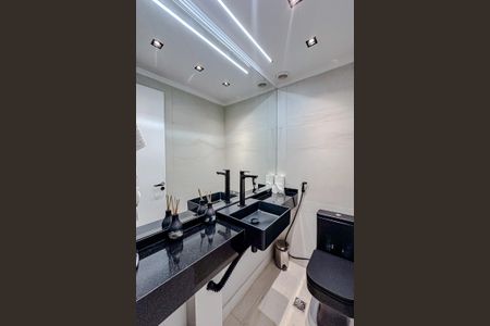 Apartamento à venda com 144m², 3 quartos e 2 vagasLavabo