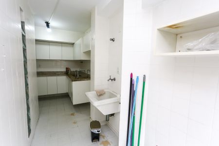 Apartamento à venda com 43m², 2 quartos e 1 vagaÁrea de Serviço