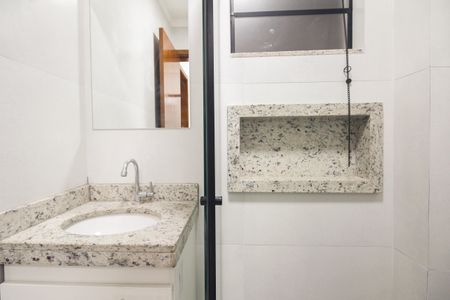 Apartamento à venda com 40m², 2 quartos e sem vaga Apartamento à venda com 40m², 2 quartos e sem vagaBanheiro