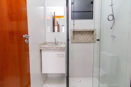 Apartamento à venda com 40m², 2 quartos e sem vaga Apartamento à venda com 40m², 2 quartos e sem vagaBanheiro
