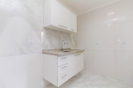 Apartamento à venda com 40m², 2 quartos e sem vaga Apartamento à venda com 40m², 2 quartos e sem vagaCozinha e Área de Serviço