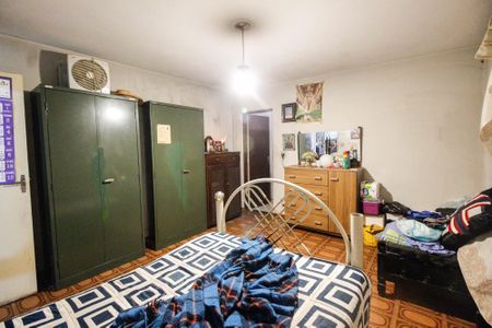 Casa à venda com 581m², 10 quartos e 5 vagas Casa à venda com 581m², 10 quartos e 5 vagasQuarto casa 3