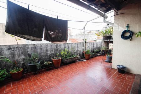 Casa à venda com 581m², 10 quartos e 5 vagas Casa à venda com 581m², 10 quartos e 5 vagasÁrea de serviço casa 4