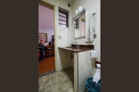 Casa à venda com 581m², 10 quartos e 5 vagas Casa à venda com 581m², 10 quartos e 5 vagasBanheiro de serviço 2 casa 2