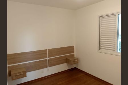 Apartamento à venda com 74m², 2 quartos e 2 vagas