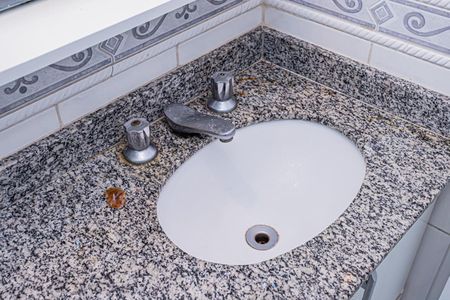 Apartamento à venda com 58m², 2 quartos e 1 vaga Apartamento à venda com 58m², 2 quartos e 1 vagaBanheiro